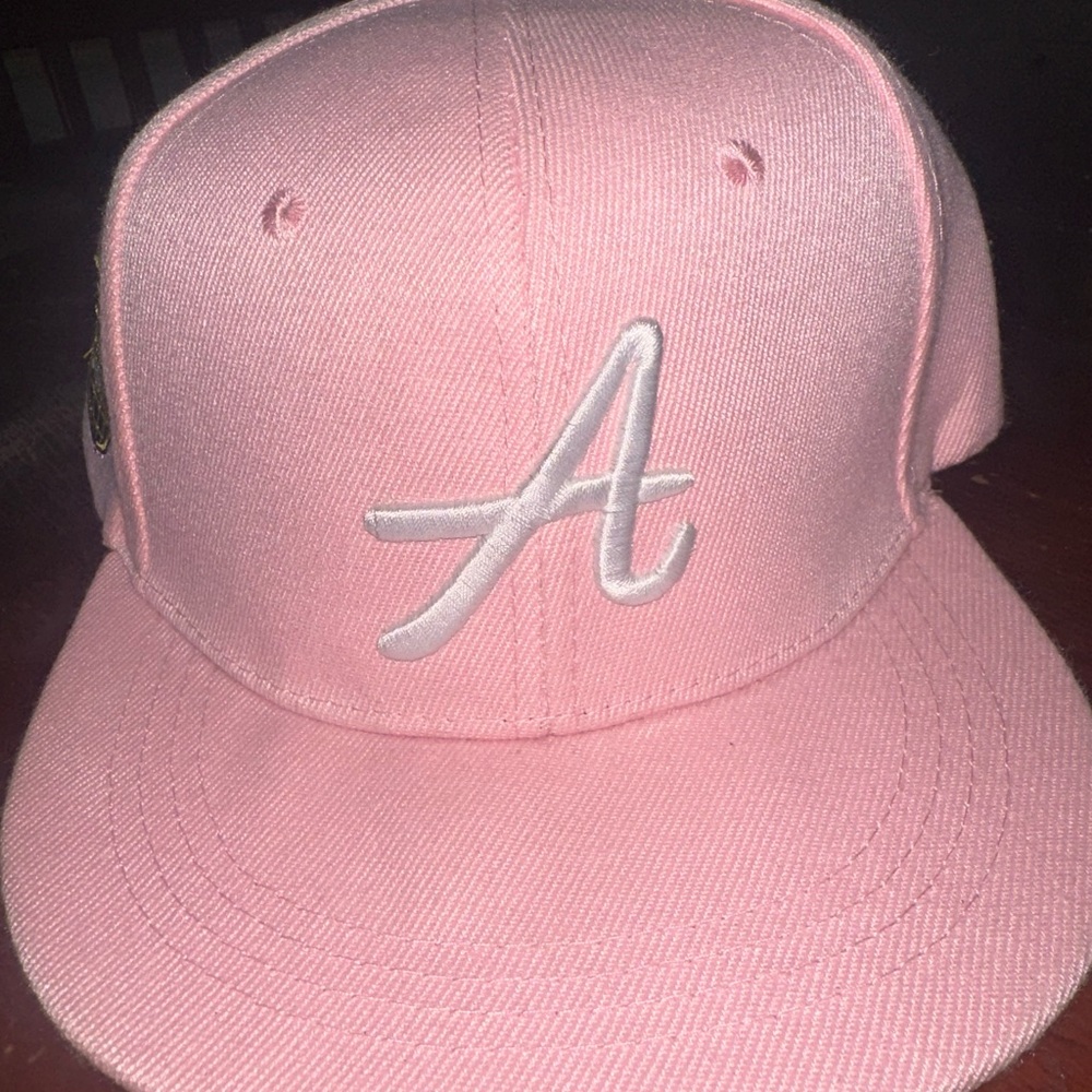 🌸💕💗Pink Baseball Cap with White Logo 🌸💕💗